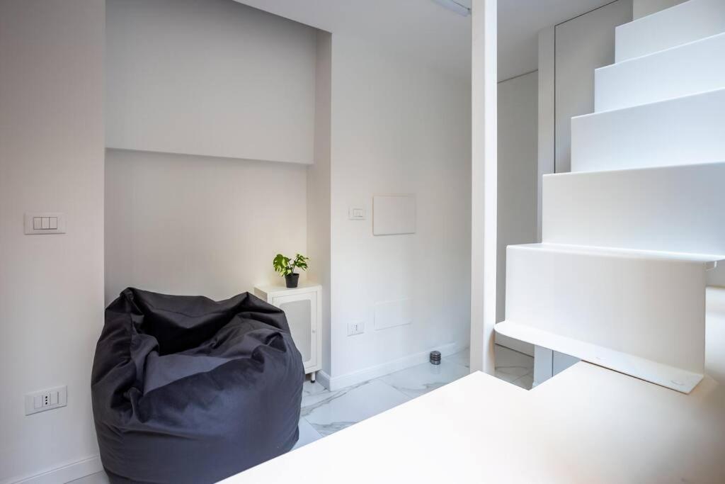 Duomo'S Nest - Central Mini-Apt Milan Bagian luar foto