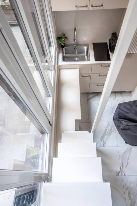 Duomo'S Nest - Central Mini-Apt Milan Bagian luar foto